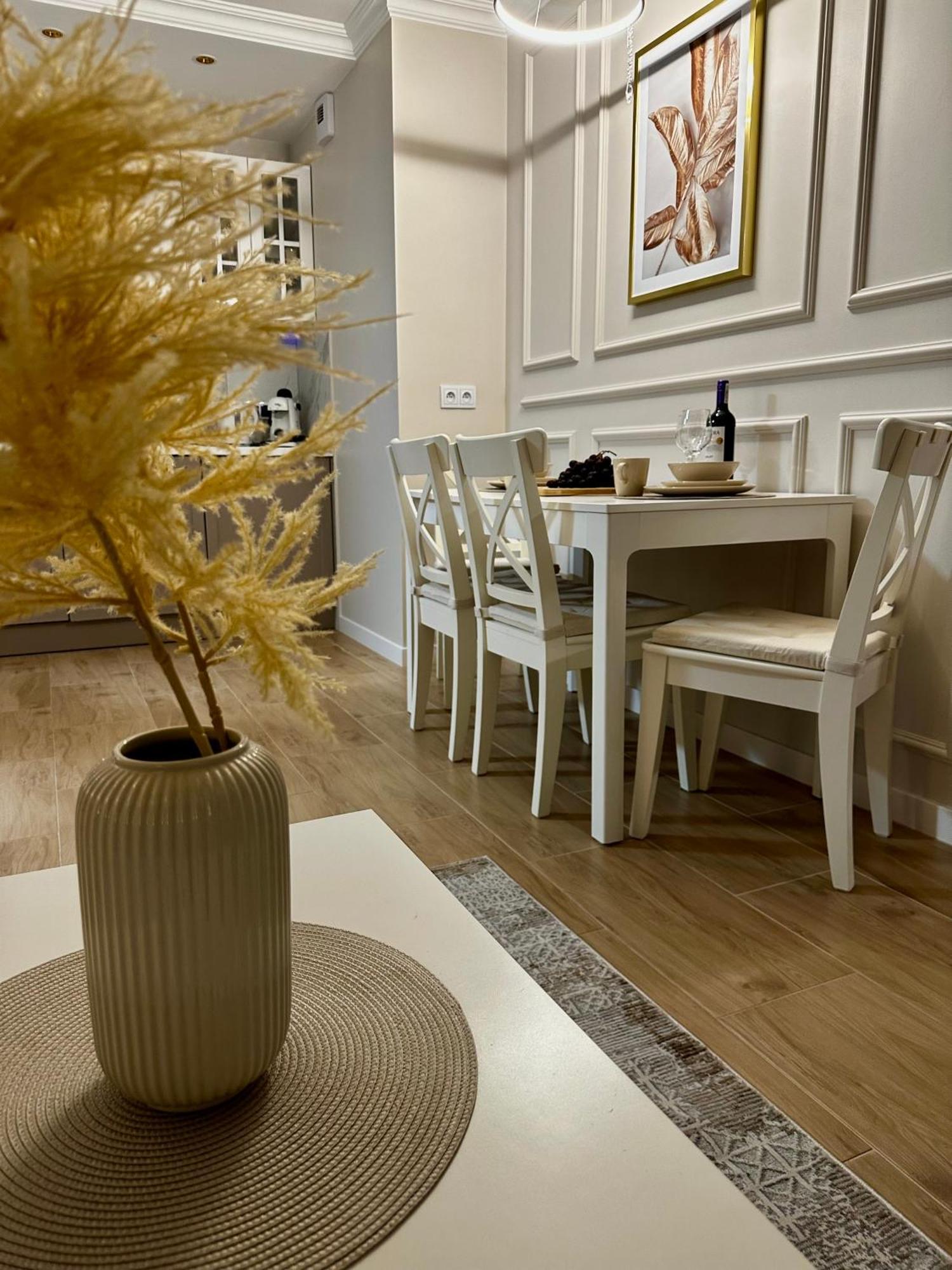 Apartamenty Kielce- Klonowa Nad Zalewem, 1-13 Osob, Faktura, Parking, Centrum Zewnętrze zdjęcie