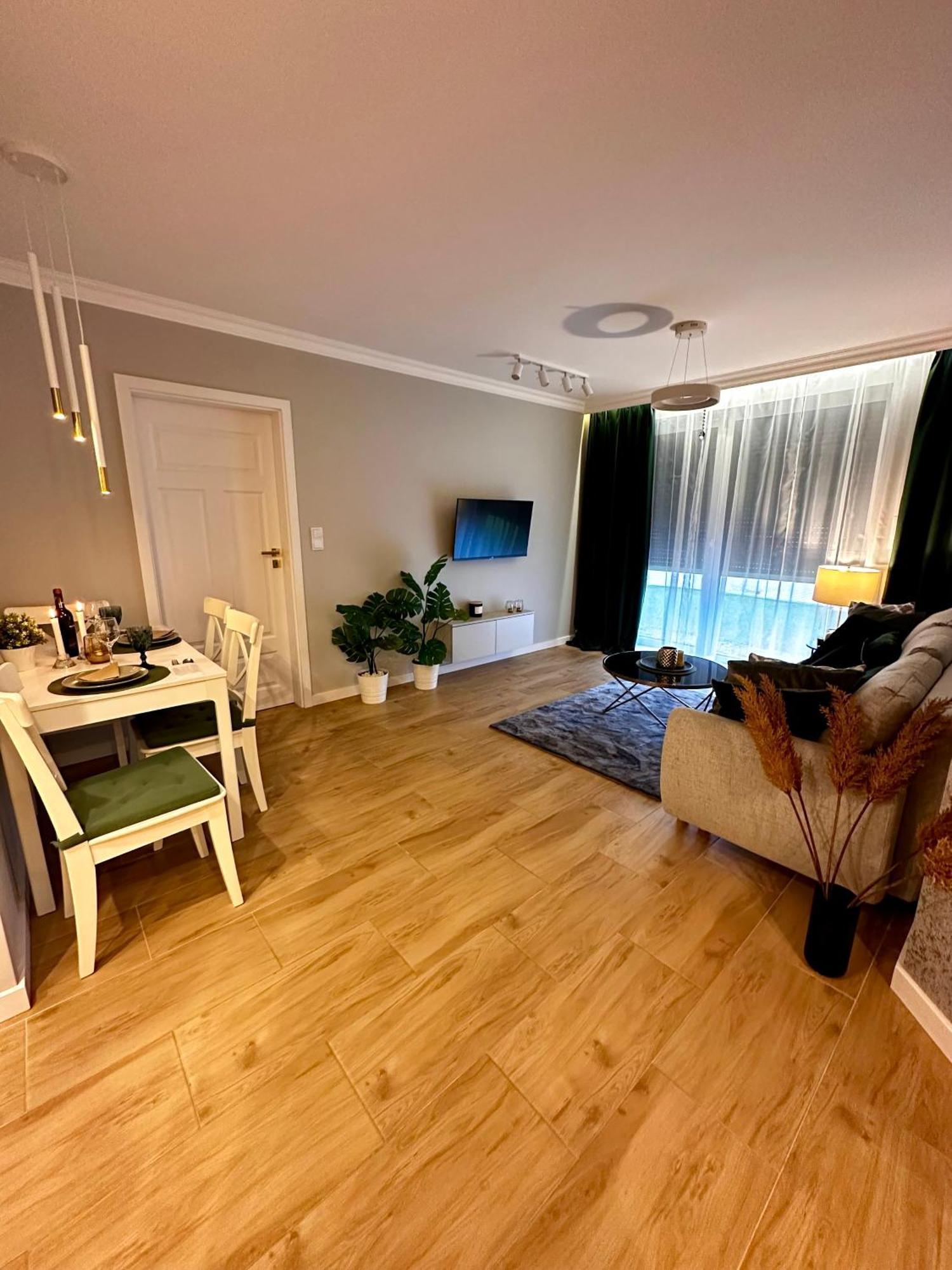 Apartamenty Kielce- Klonowa Nad Zalewem, 1-13 Osob, Faktura, Parking, Centrum Zewnętrze zdjęcie