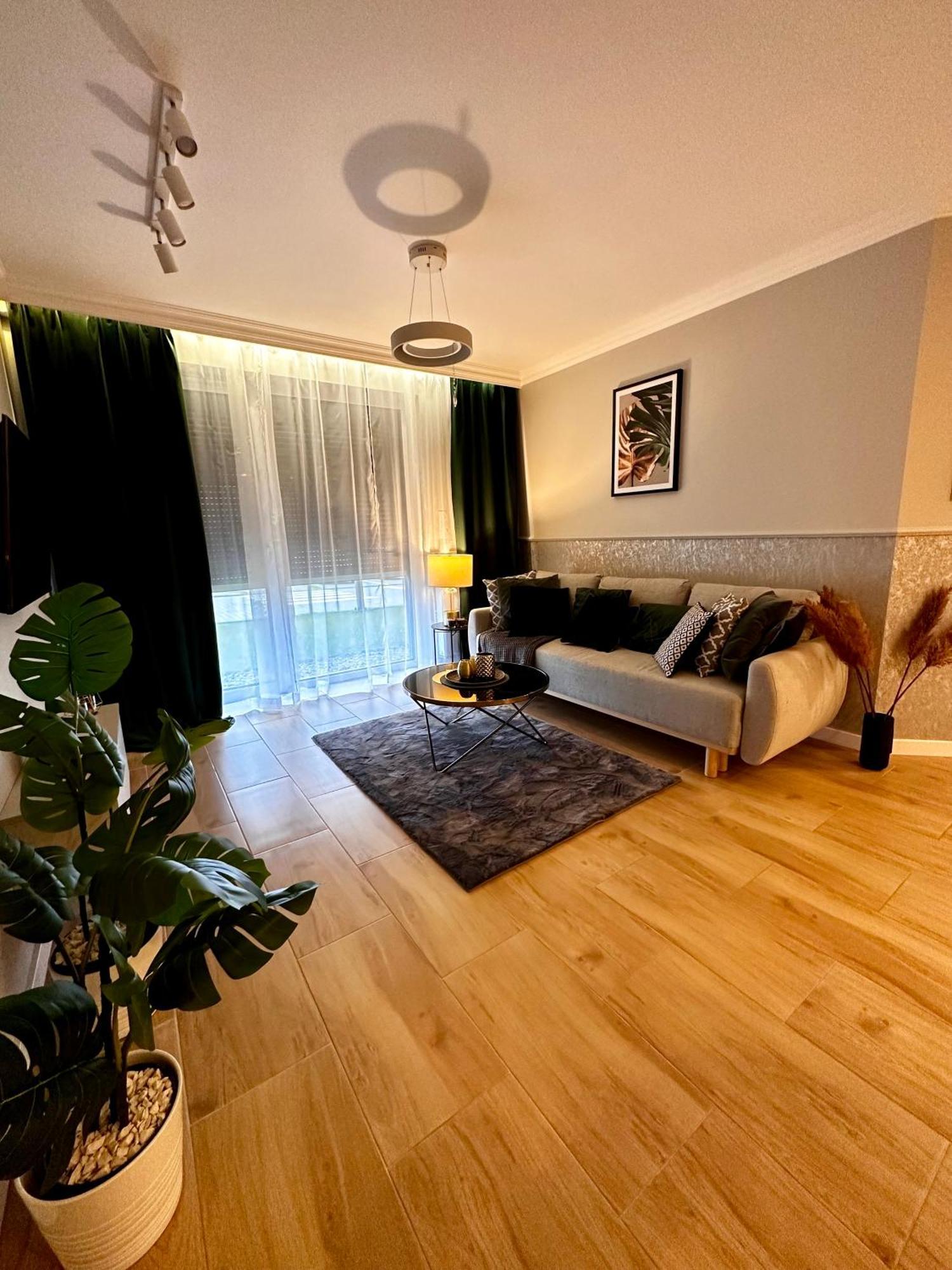 Apartamenty Kielce- Klonowa Nad Zalewem, 1-13 Osob, Faktura, Parking, Centrum Zewnętrze zdjęcie